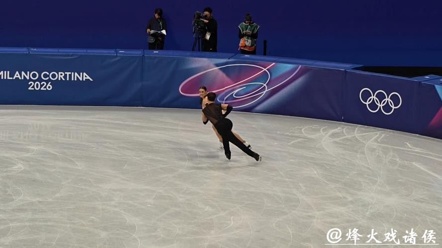 米兰冬奥|花滑冰舞决赛带来视觉大赏,法国名将西泽龙再夺冠 米兰冬奥|花滑冰舞决赛带来视觉大赏,法国名将西泽龙再夺冠