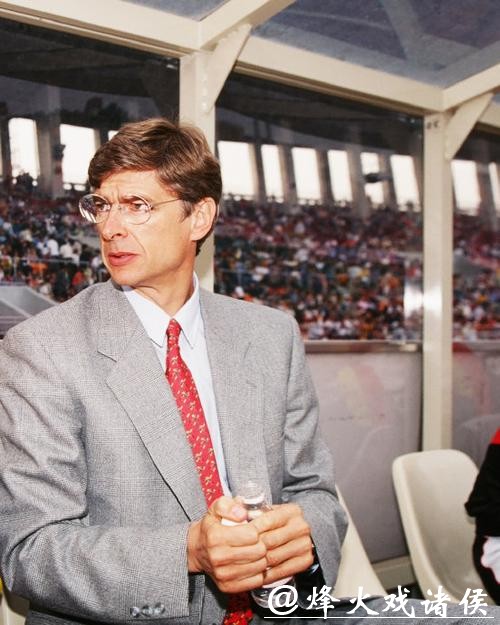 温格自荐拜仁遭拒绝 鲁梅尼格坚称他不是主帅候选 温格自荐拜仁遭拒绝 鲁梅尼格坚称他不是主帅候选